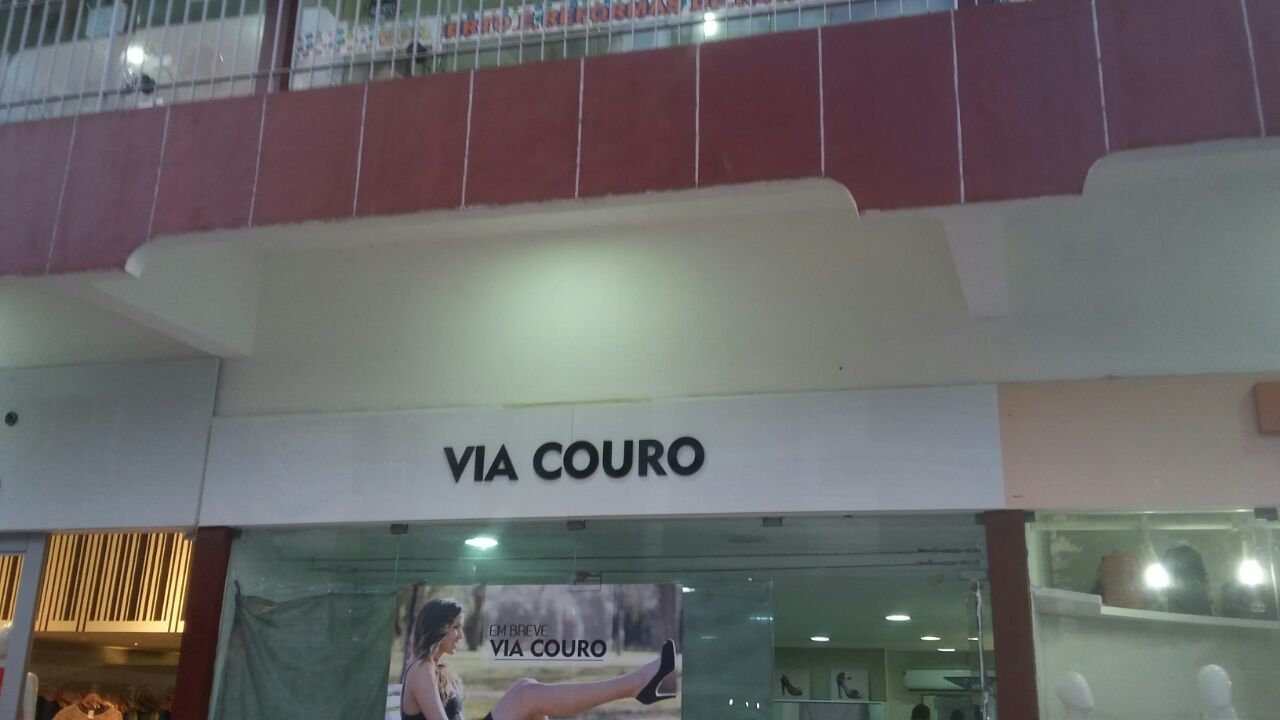 Letras caixa em acrilico para via couro feito pela Concórdia Placas em Recife